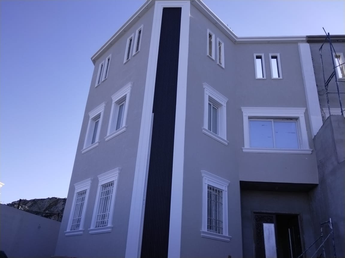 ديكور جي ار سي الرياض